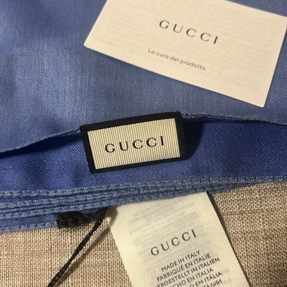 COPY - Authentic Wool Blend Gucci Scarf - Picture 4 of 5